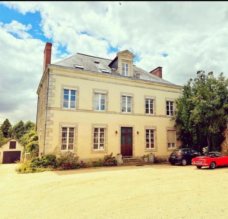 Maison D'Hotes La Doucelle Culture Et Bien-Etre Lignieres-Orgeres Ngoại thất bức ảnh